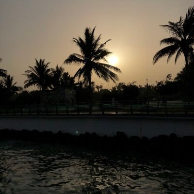 لم انتهي من صنع نفسي بعد