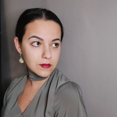 mdmsmarina's profile picture. Cristo, cavalos, flores e sapatos.