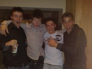 Wandaase's profile picture. Weezer are catching up in the votes on Rattlesnake Gunfight's cover voting comp. Go here to help Weezer win! - http://t.co/1COvmZpOnz