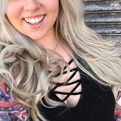 27 | Married, Curvy Milf Next Door | Bisexual | Only Fans Adult Content 18+ | Fetish Friendly. 💵Cash App: $thatcurvymom