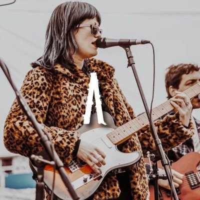 IdeaisonLLC's profile picture. We bring compelling ideas to life by connecting people together through digital & live events 🔮✨