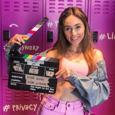 Hi, I'm Andra Gogan! 🎬 Vlogger, Singer, Dancer, Choreographer Youtube: Andra Gogan ( 1M ) Tiktok: andragogan (10.1M) Instagram: andragoganoff (930K)