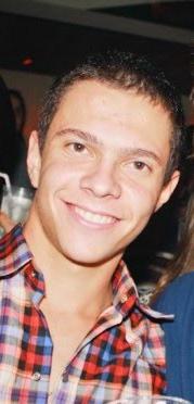 Nunca desista de seus sonhos, caso contrário,
seus sonhos desistirão de você