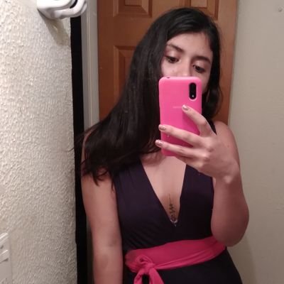 ZoeWatson22's profile picture. 