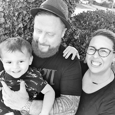 IvorySamoan's profile picture. DJ, Video Game Enthusiast, Lover of Gin, Hors d'œuvres and KFC.