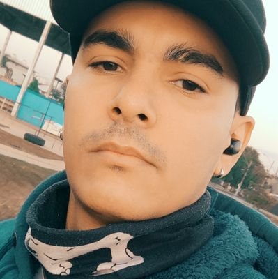 tudo que vc que esta do seu lado basta pega...página nova no palcomp3 com novas música 😉😉