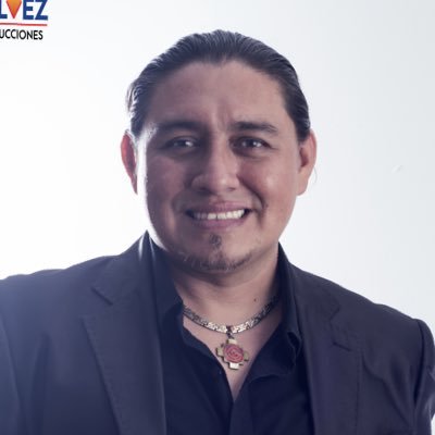 MÚSICO, ESPOSO, PADRE DE FAMILIA, COMUNICADOR SOCIAL ECUATORIANO GRACIAS A LA BENDICIÓN DE DIOS.