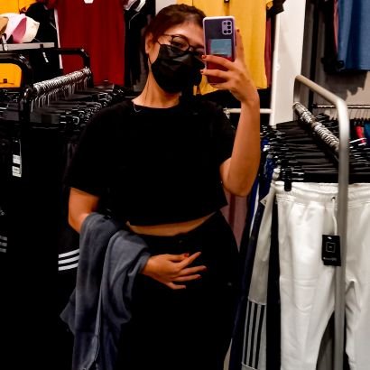 renitaaldeama's profile picture. 