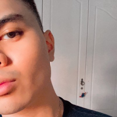 wolve47's profile picture. Just your average Drummer Boii 🐺❤️🥀