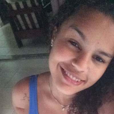 Blé blé das ideias 💡 
Química-Uff 👩🏽‍🔬
Futsal ♥️ 
Ariana ♈️ 
Carioca ☀️🏖