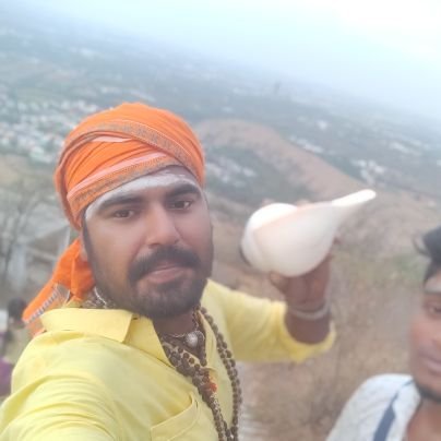 துரோகம் என்னை சூழ்ந்து
வீழ்த்தும் போதிலும்
அச்சமில்லை... அச்சமில்லை...அச்சம் என்பதில்லையே...!
https://t.co/Iy08vXlRoU