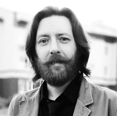 Оправдайте, не карайте, но назовите зло злом.
https://t.co/fIlQFPJ0jq - телега
https://t.co/WsQAlUkShs - а тут литературные миниатюры в ВК