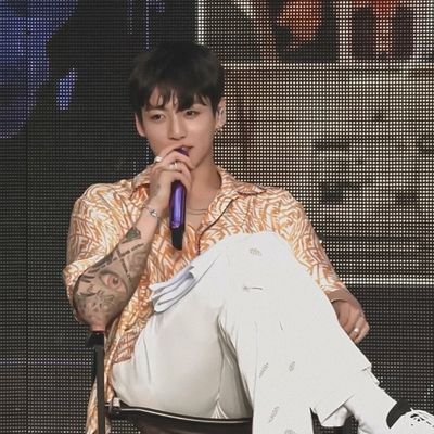 Armyforever51's profile picture. Me gusta leer . Escuchar kpop . Me gusta estar sola soy algo divertida . Y soy muy buena amiga