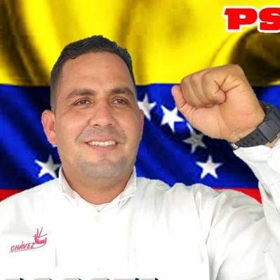 Diputado CLEB, revolucionando bajo la guía del legado del Comandante Hugo Chávez con el Pdte @NicolasMaduro por y para el pueblo