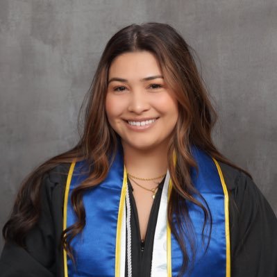 moni_mon22's profile picture. 