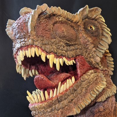 恐竜フィギュアを制作、ガレージキットではなく一点物の粘土作品として、メルカリ、BOOTHにて販売中。学説無視の脳内イメージ優先で、恐竜たちの血沸き肉躍る名場面をジオラマベース付で表現したい。
https://t.co/JfvhsmNAOy
https://t.co/mdeVdXuuss