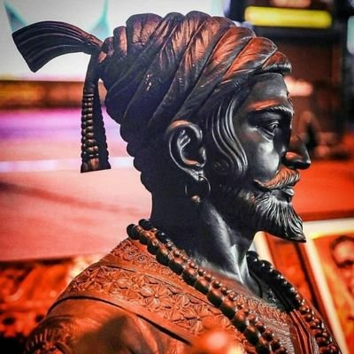 यदा यदा हि धर्मस्य ग्लानिर्भवति भारत। अभ्युत्थानमधर्मस्य तदात्मानं सृजाम्यहम्॥