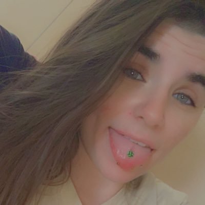 Mommy of both💙💓Bisexual🏳️🌈 ✨NO MEETS✨♋️✨ 💰cashapp tag:$madi1998