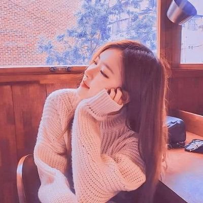 Ross19076361's profile picture. 🌹Rosé🌹loves mango🥭hates avocado🥑