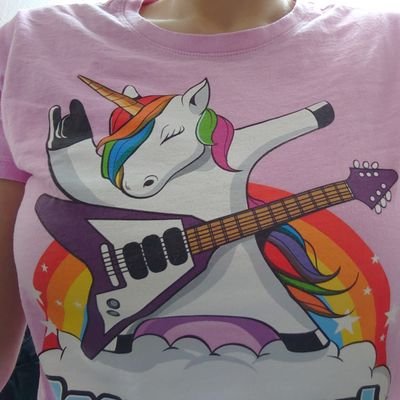 Linchen8763's profile picture. Erfolgreich eingebürgert im Ebbelwoi-Land. 

Chaotische, ordnungsliebende *Mamaaaaaaaaaa* von Mini-Me (7/16) und Mai-Girl (5/22)

#NotJustSad
#ADHS