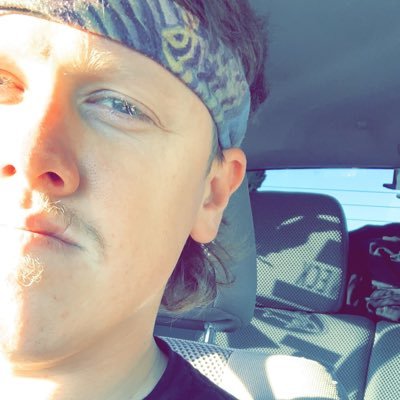 SchwabOnMyKn0b's profile picture. 🇺🇸