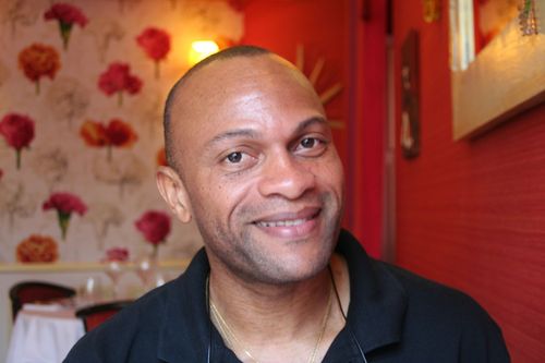 ValerEGOUY's profile picture. Metteur en scène, Management personnel
Comédien Conteur Auteur Animateur
Directeur Artistique de VIRGUL' et Ingénierie de projets