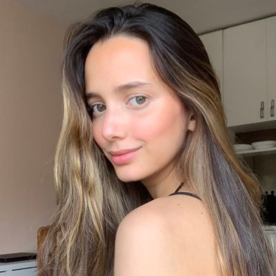 Ucabista, Ing. Civil. Modelo. 📍Valencia 🇪🇸 ig: @veroagb