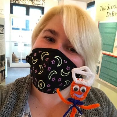 mad_golden17's profile picture. Reader. Writer. Traveler. JHU Museum Studies graduate student.