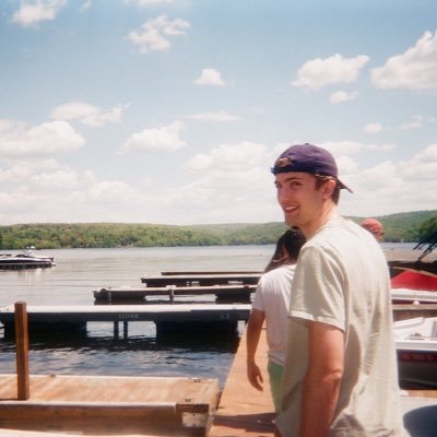 mrich_4's profile picture. 