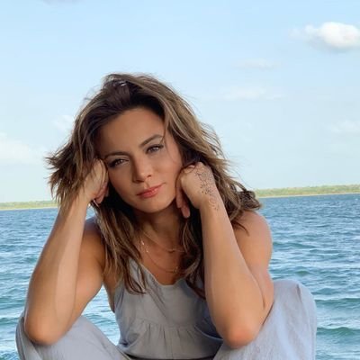 amante de las telenovelas,

fan de las grandes actrices

 SILVIA NAVARRO & ARECELY ARAMBULA

FCBarcelona y nada más 💙♥️ 🇪🇸🇪🇸