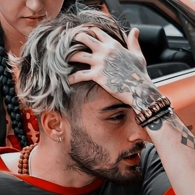 fthcQxdvIuvbohQ's profile picture. ‏الحياة تعلمك درس مو كلشي تريدة يصير الك ...💔