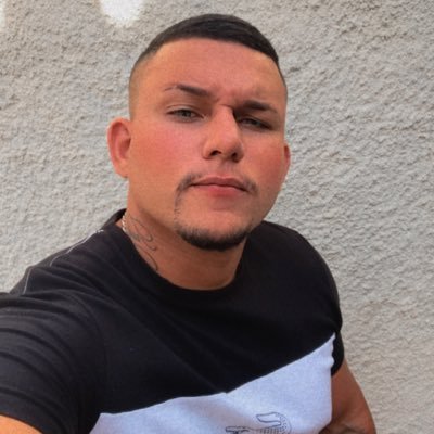 Um bom malandro conquistador tem naipe de artista e pique de jogador