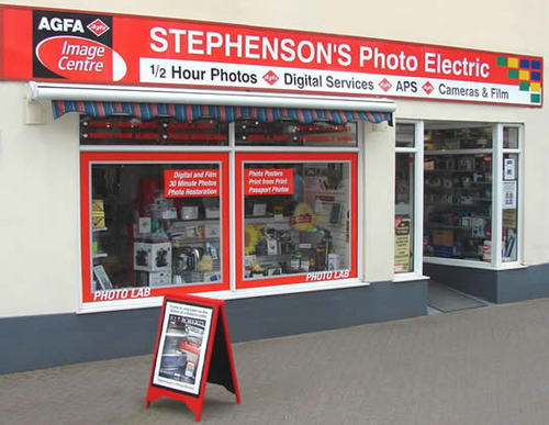 We are a local photographic print shop based in the waterside area of the New Forest. We also stock camera, electrical, audio and visual accessories.