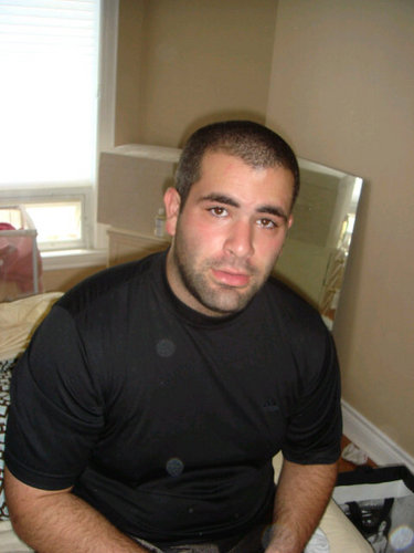 MahassenF's profile picture. Just your basic guy looking for all of the good stuff you're looking for. Je parle francais aussi...