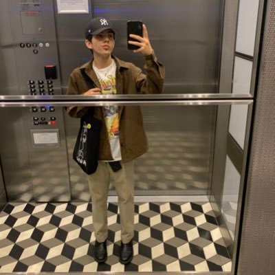 // insta: xii.xxi.02 // snap: omarjr2112 //