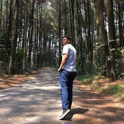 ♥ Anisa Triselia
Lebih Baik Mencoba, Daripada Tidak Sama Sekali!!!