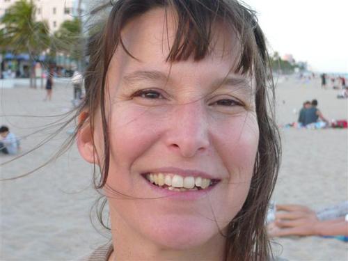 Campaigner, Eventmanager, fighter for a better world, twitters privatly