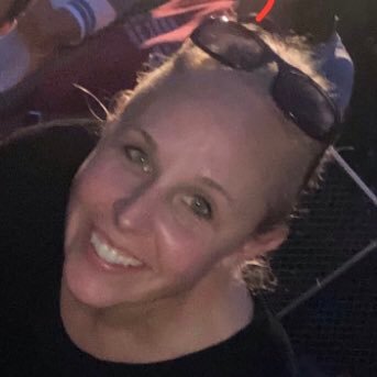 correakim4's profile picture. 