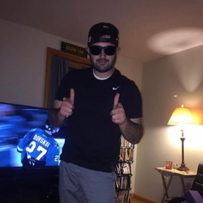 JoeSbrizza's profile picture. Mostly sports and beer stuff 🤷🏻‍♂️ cohost of @ipagamedays podcast launching soon