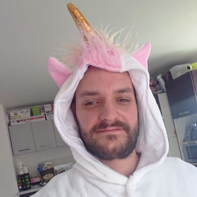 🌱 Vegan, Geek, Technomage, Développeur, IT Tech et passionné de high tech et autres bizarreries révolutionnaires 🏳️🌈
https://t.co/KPB8KKPaQB