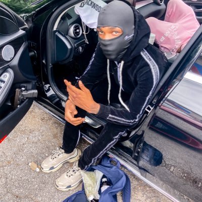 Follow my gram @faux2official 💯                   Roadrunner 💸 🌍