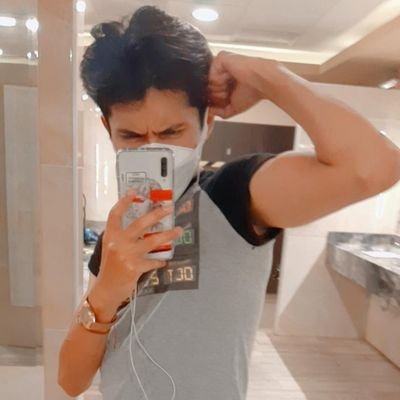 50% activo 🥵, 50% el amor de tu vida ❤ sígueme en Instagram o me enojo mucho.😐
https://t.co/LxcKLgdt9P. https://t.co/xMxoX9Kdyo