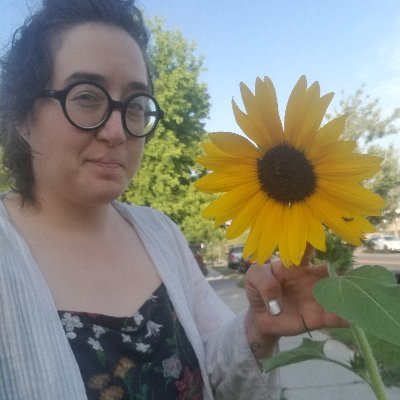 repeatbeet's profile picture. peat stellaria works & plays w earth & string on ute/paiute land
seed sharer , worm wiggler, bricoleur w a broom