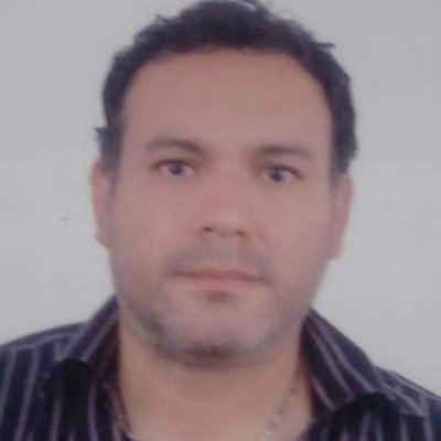 No soy de derecha, no soy de izquierda, soy de Cristo.
Dios, mi familia, mi patria
Pro vida, pro familia, anti caviares, anti comunista.