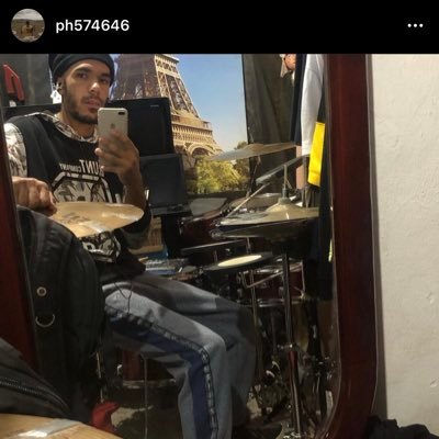 aulasonline_contato 35998652430🎵 temas blast beats,licks,ritmos diversos,coordenação,tecnicas,teoria,acompanhamento por Skype,WhatsApp,Google duo……..