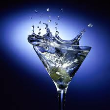 Barslampan's profile picture. Barslusk som blandar sprit & slangar bira. Twittrar om kroglivet i Stockholm & annat däromkring.