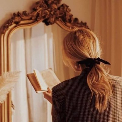 meral1417's profile picture. 