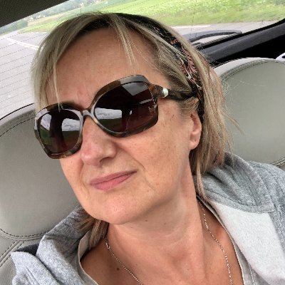 Fallait demander ? Mais à qui ? 😉
J'ai concilié vie de maman de 3 et carrière
Presque 😇 tous les jours
En apprenant quoi demander à qui 🤓