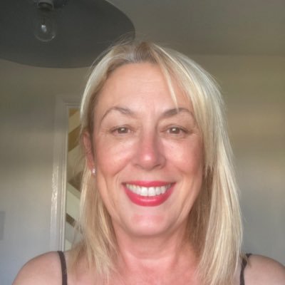 Wife 🌸 Mum 🌺 Nanny ✨Doglover⭐️ Eating 💫 Sport 🥎 Daysout 👍 Reading 🦋 Cycling 🚴🏻♀️ Wine 🍷 Fashion 🧚♀️ Runnig💚swimming 😀cooking 💙walking 🌈 Baking