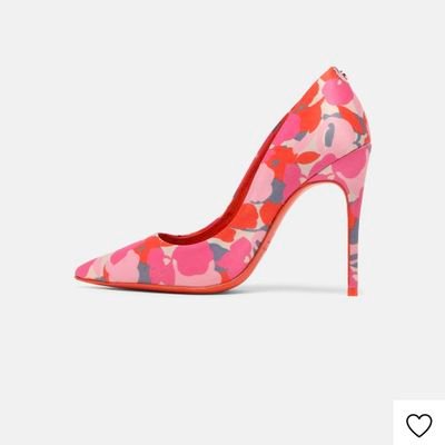 Seasaltcaramel7's profile picture. سکسولوژیست تجربی/اکانت نا‌امن-فیک/ جاج کننده/به کیر گیرنده/دارنده‌ی کیر فرضی